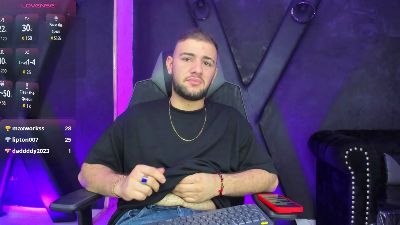 MaximusDicks live from Colombia