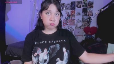 Mitsuri_chamn live from France