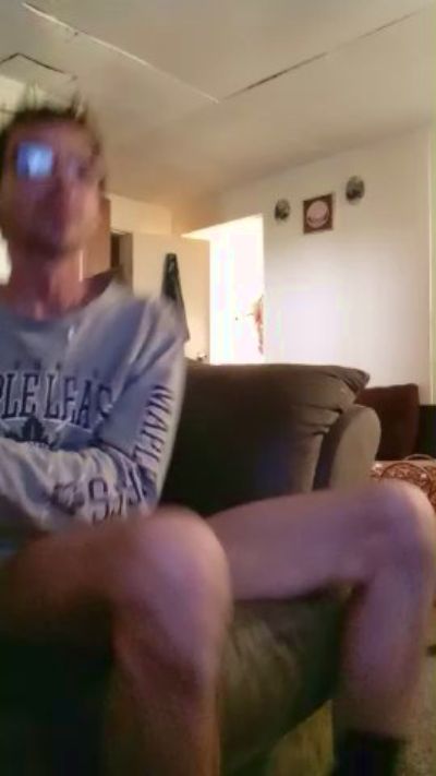 MrAnon89 live from Canada