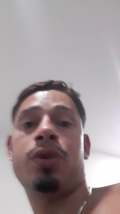 Novinho_do24 live from Brazil