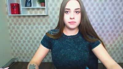 PaulaX_ live from United States