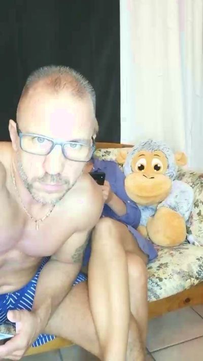 Piedisexy81 live from Italy
