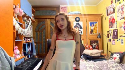 RED_RED_HEART live from Poland