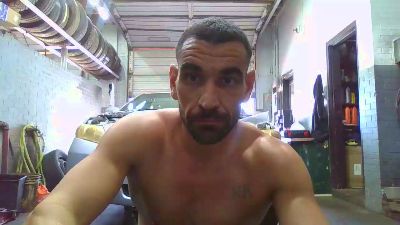 Robnster99 live from United States