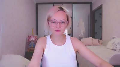 Sophie__Crush live from Ukraine