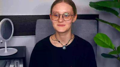 StacyAmauty live from France
