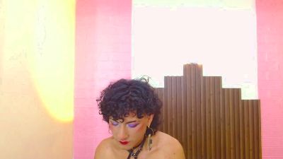 SusanHawk live from Colombia