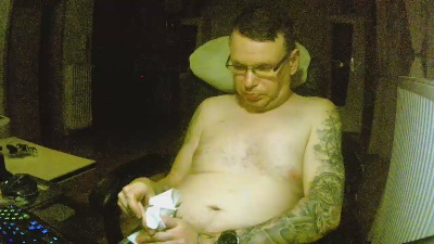 Sven785Phil live from Germany