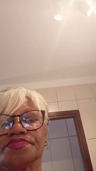 Tetona56 live from Spain