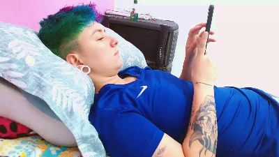 Tomboyblue live from Colombia
