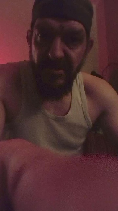 TommyHard81 live from Germany