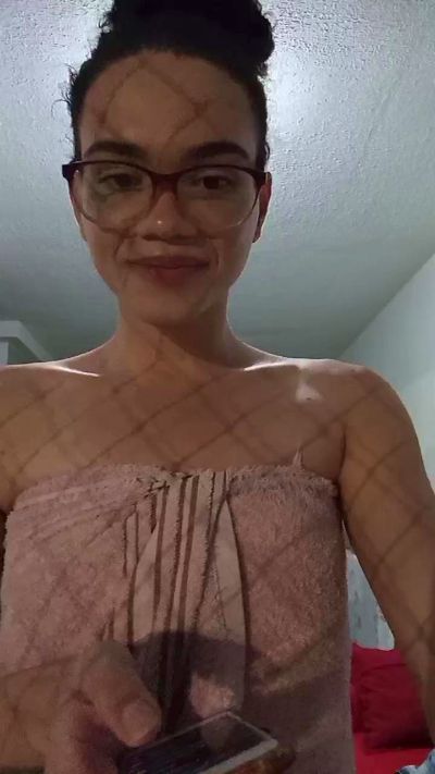 Transputinha83 live from Brazil
