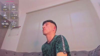 Un_Slutty live from Colombia
