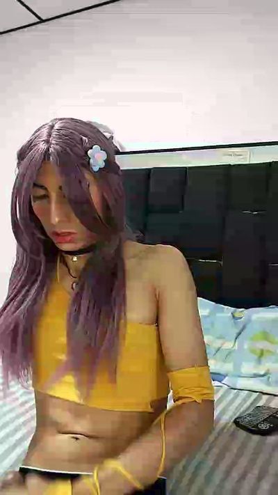Xamila_mua live from Colombia