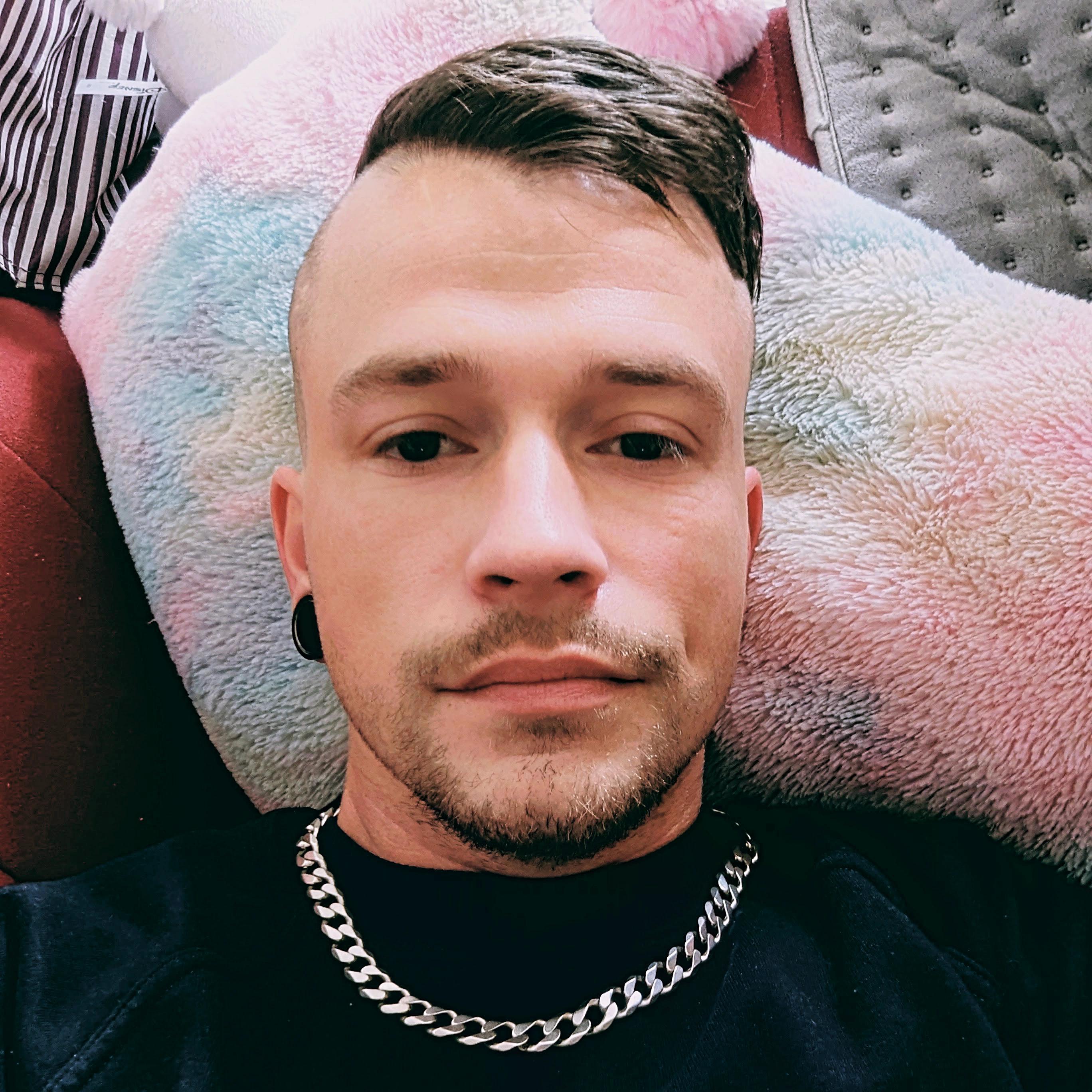 Xkevin30x live from Germany
