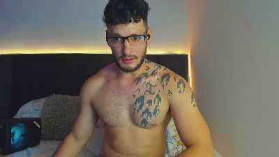alejandro2x live from Colombia