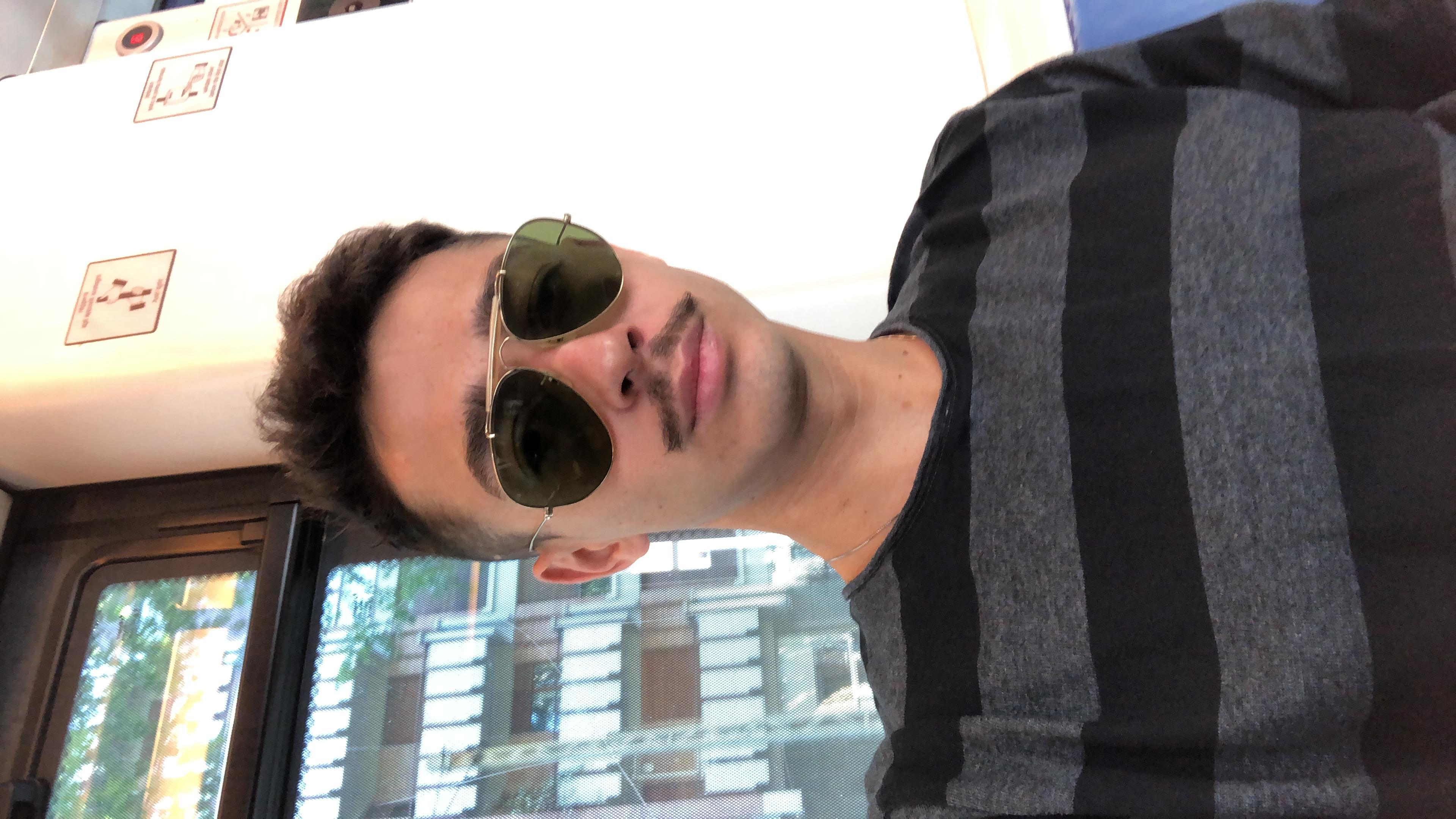 alethedog_sexy live from Italy