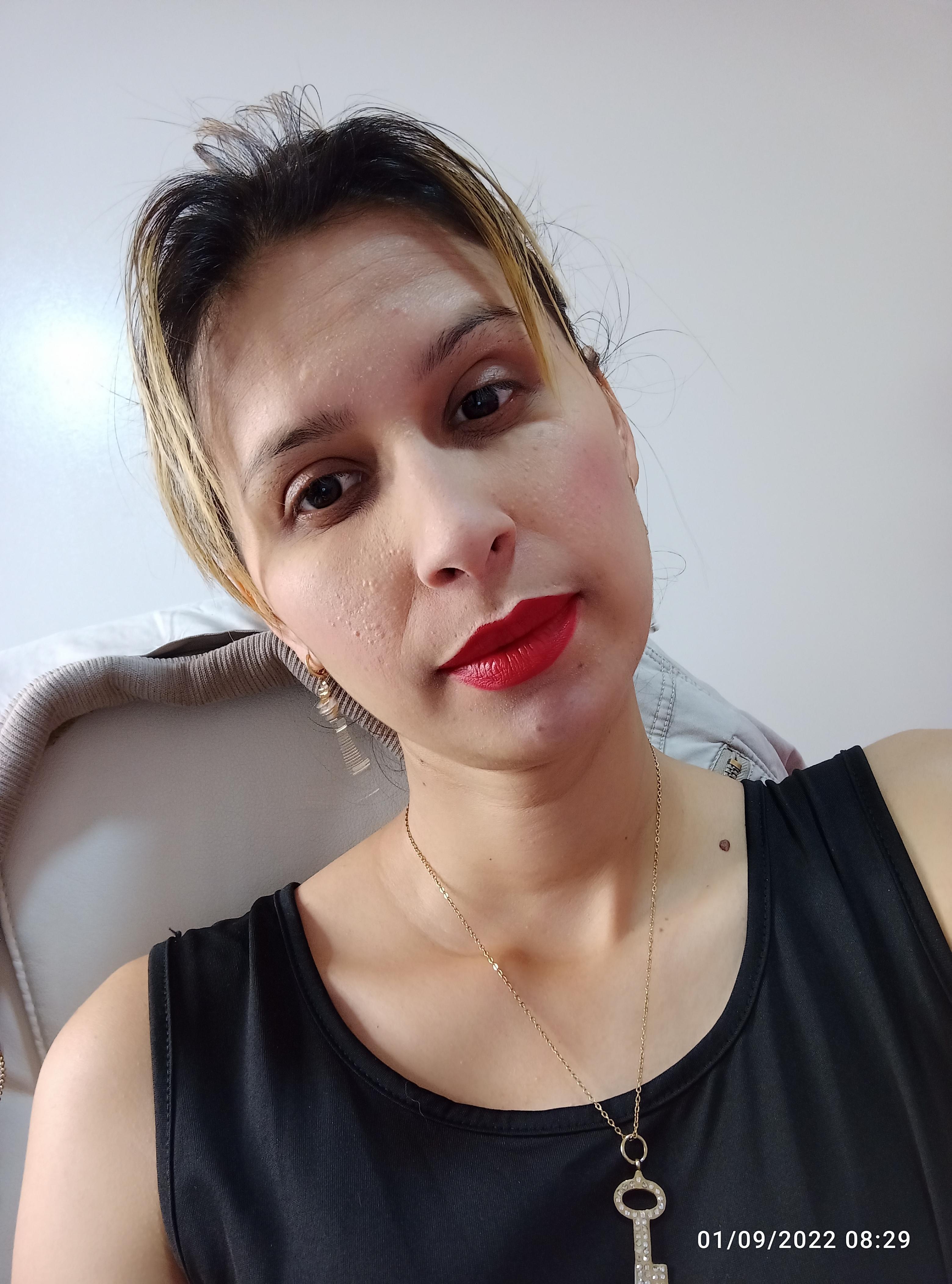 carosoto1 live from Colombia