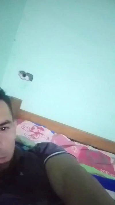 charly853 live from Venezuela