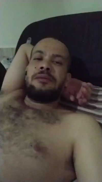 claudiosantos2 live from Brazil