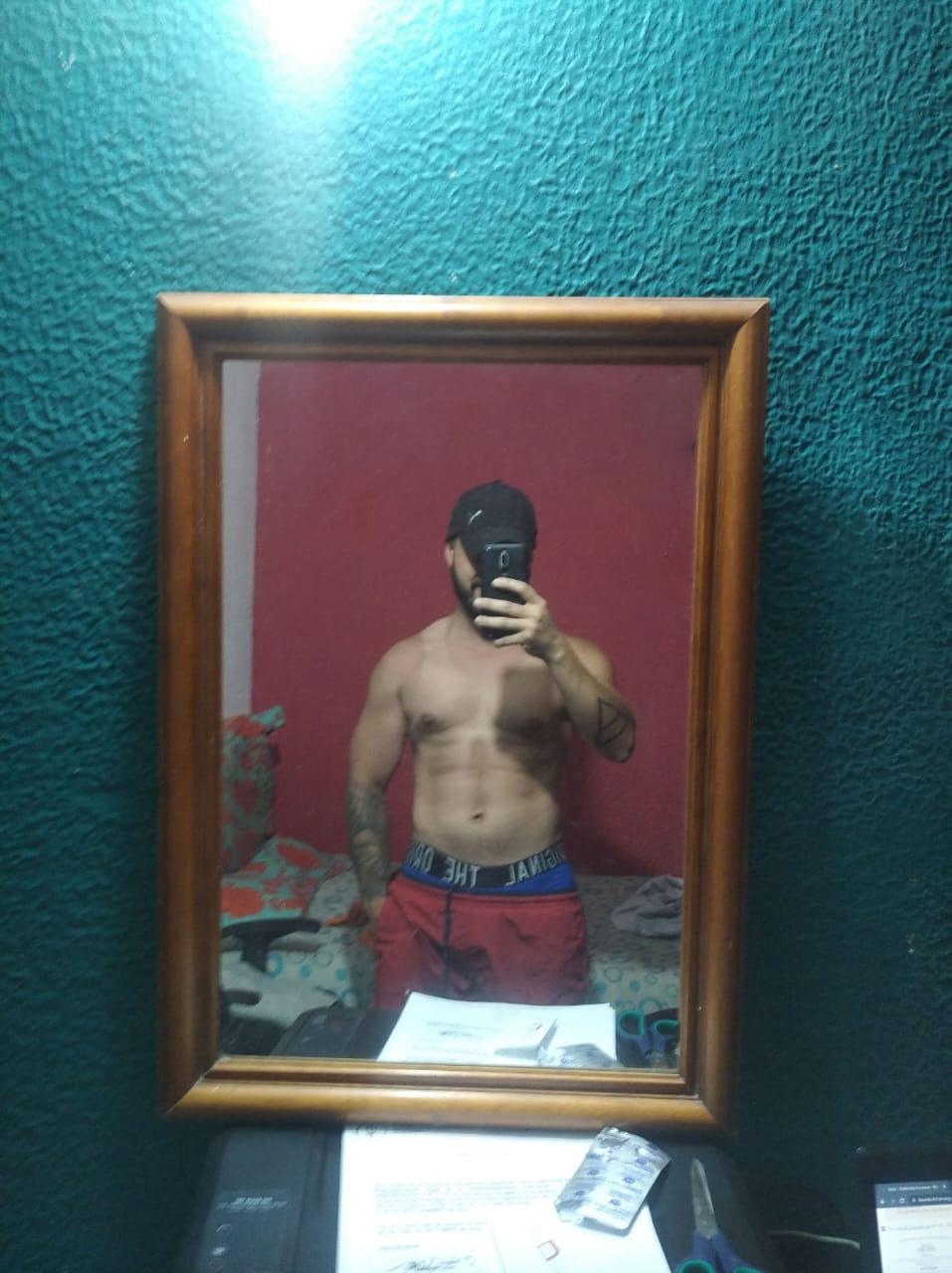 cleons888 live from Colombia