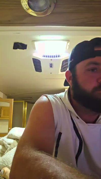 cowboy_Up_InMe live from United States