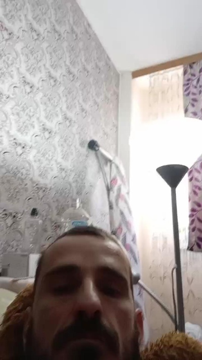 cristimic201 live from Romania