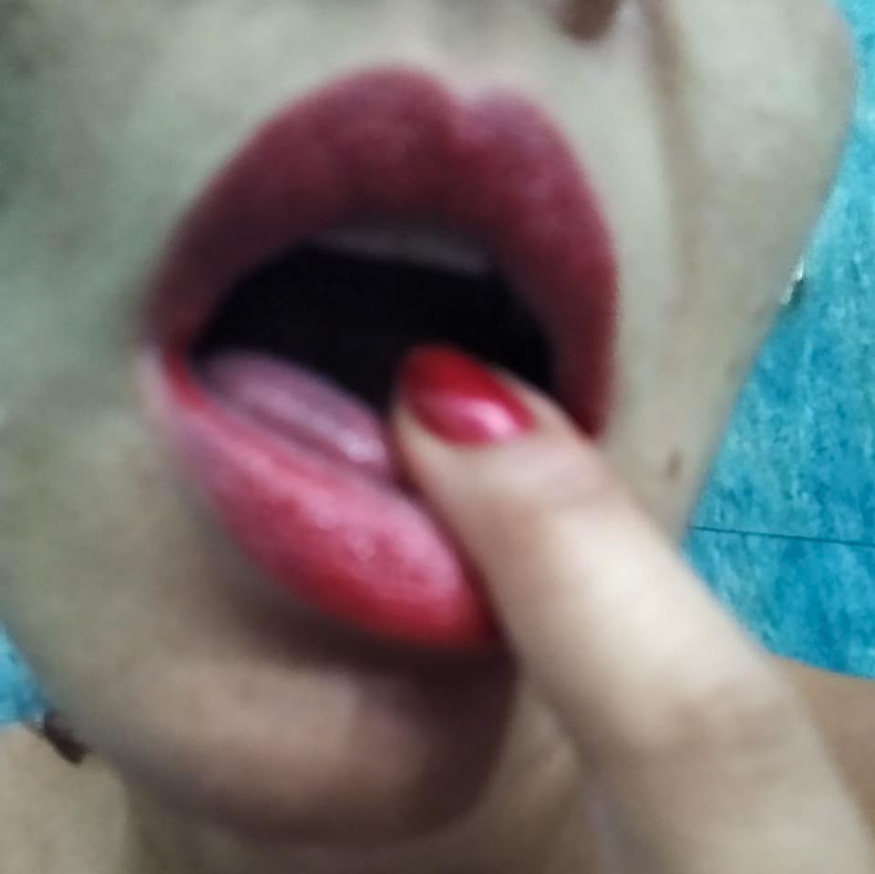 daliCurvy live from Brazil