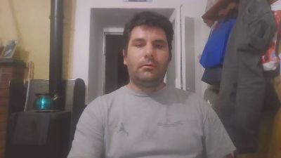 ezio87 live from Italy