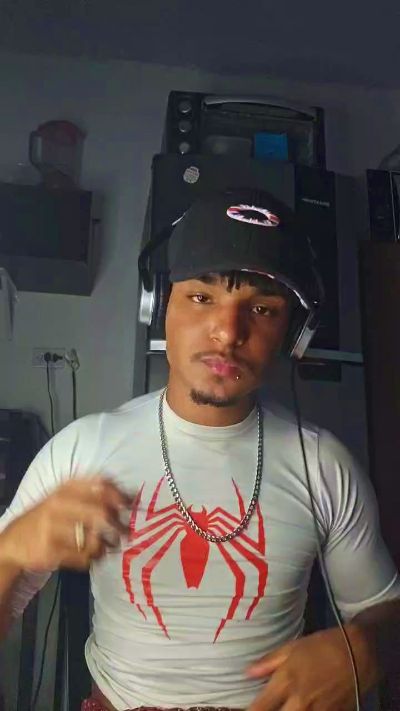 gabriel5257 live from Brazil