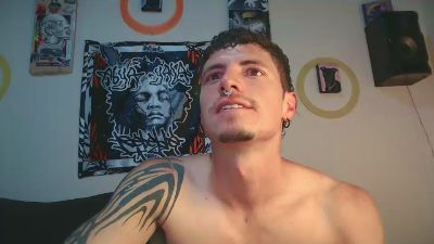 jamesss_ live from Colombia