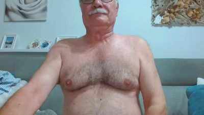 juan62bcn live from Spain