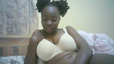 lonapleasure live from Kenya