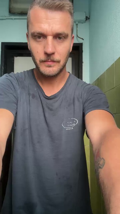massi232 live from Italy