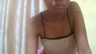 maylis24 live from Madagascar