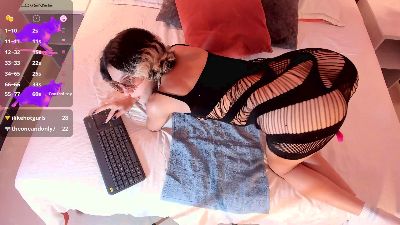 minji_petite live from France