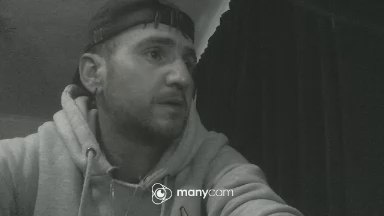 mr_de live from United Kingdom