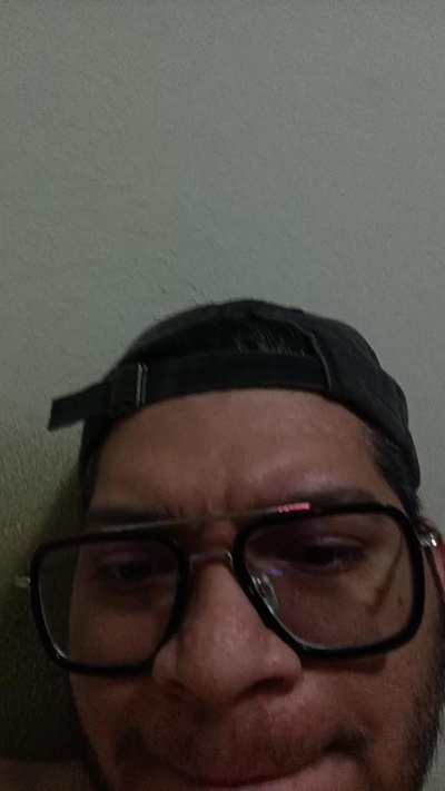 omar2333 live from Peru
