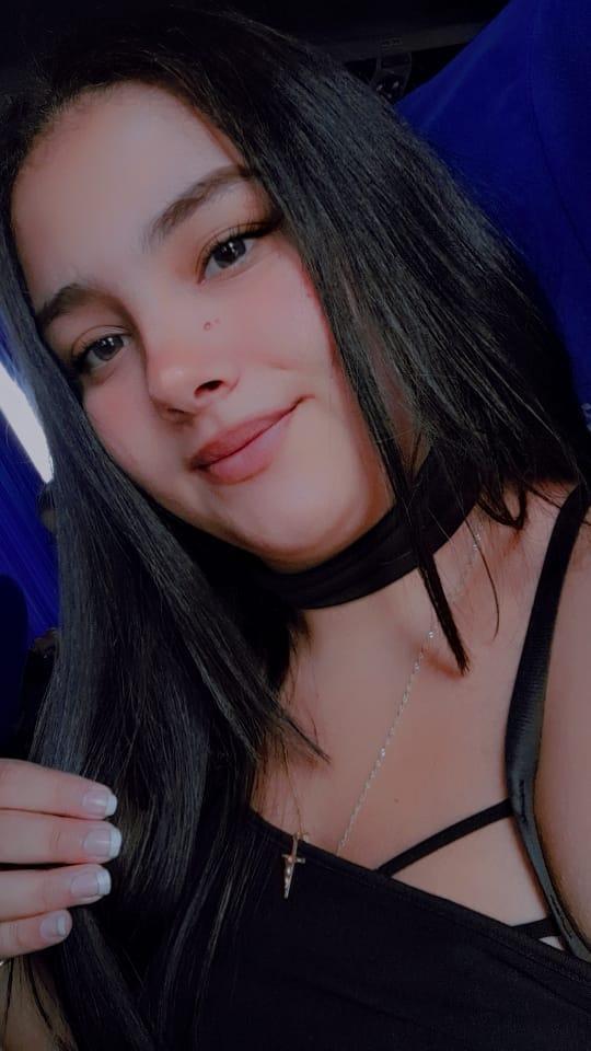 penelope_gucci2 live from Colombia