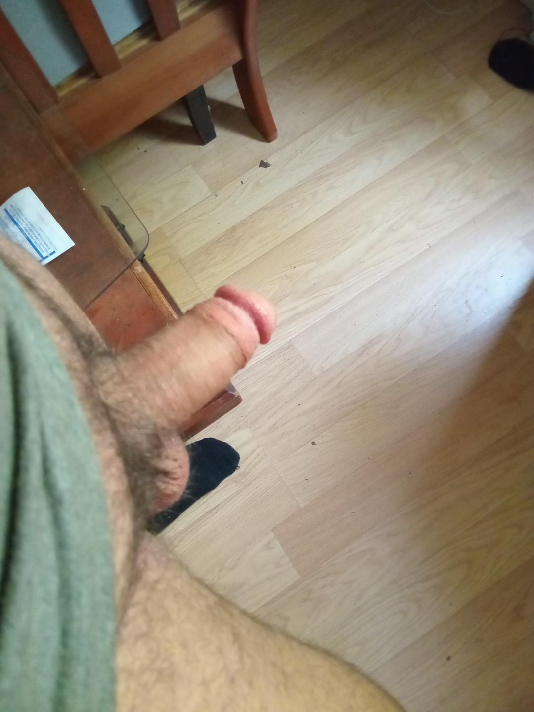 teddy197300 live from Canada