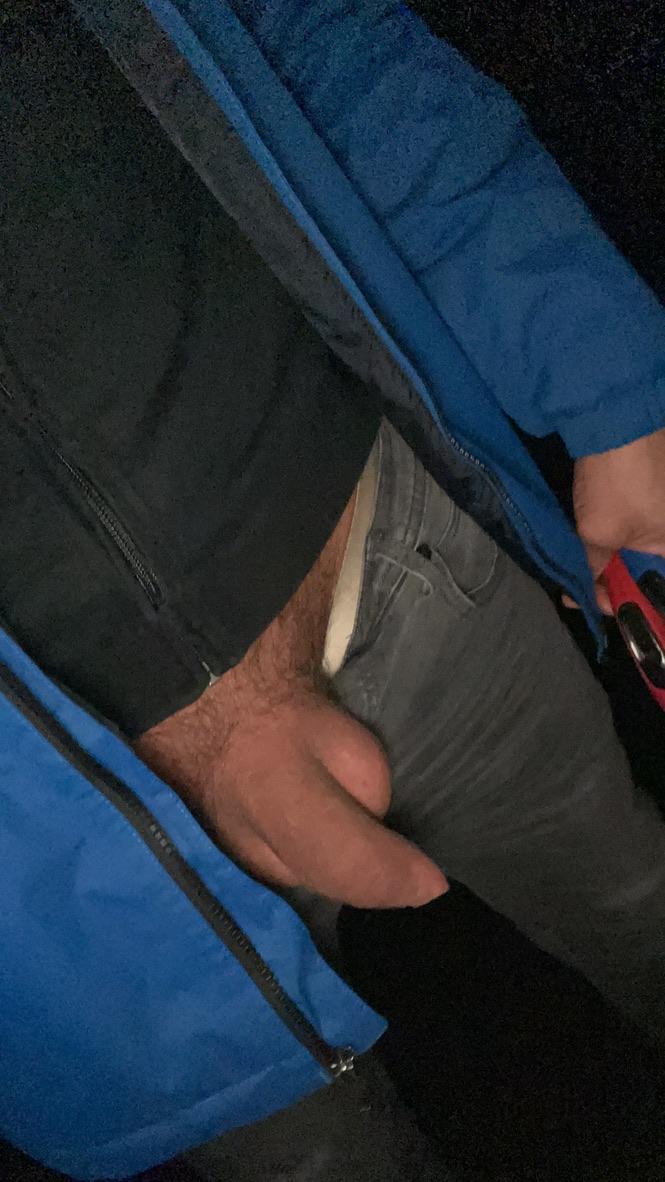 ukdude31 live from United Kingdom