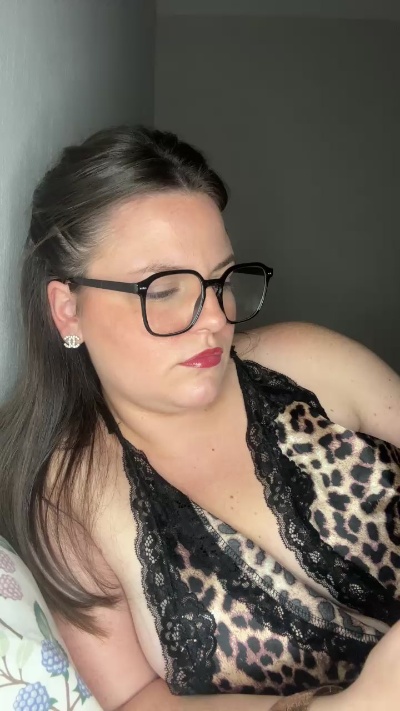 whitequeen_xxx live from France